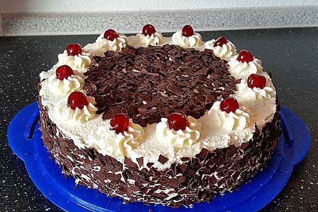 Schwarzwälder Kirschtorte Rezept *für Anfänger*