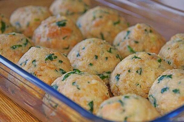 Semmelknödel Rezept (gelingen immer!) - Schnelle und Einfache Rezepte