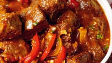 Ungarisches Gulasch Pörkölt Rezept