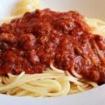Die echte Sauce Bolognese Rezept: aus Bologna, mit Spaghetti