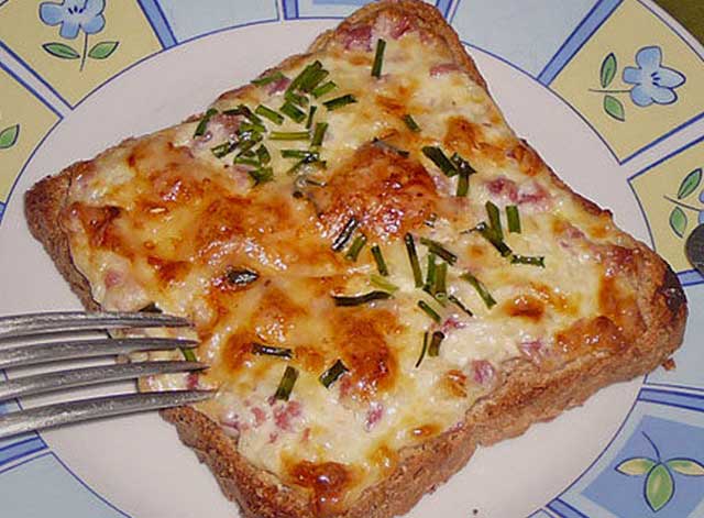 Flammkuchen Toast Rezept, schnell gemacht und super lecker