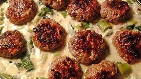 Frikadellen Rezept aus dem Backofen zum Sattessen - Schnelle und ...