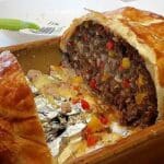 Käse Hackbraten in Blätterteig Rezept