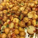 Knusprige Knoblauchkartoffeln mit Parmesan Rezept