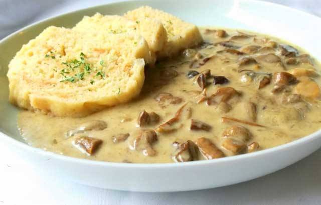 Saure Pilz-Sahnesoße Rezept - Schnelle und Einfache Rezepte