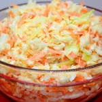 Super schmackhafter Weißkohl-Möhren-Salat Rezept wie aus dem Restaurant - Cole Slaw rezept