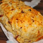 Tomaten-Zwiebel-Brot Rezept Backen Sie selbst!