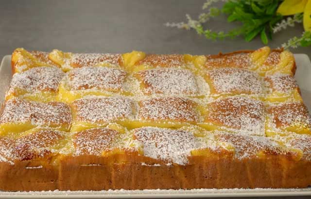 Apfelkuchen mit Vanillepuddig Rezept, Schmilzt in deinem Mund