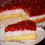 Erdbeer-Mascarpone-Torte mit Tortenguss Rezept