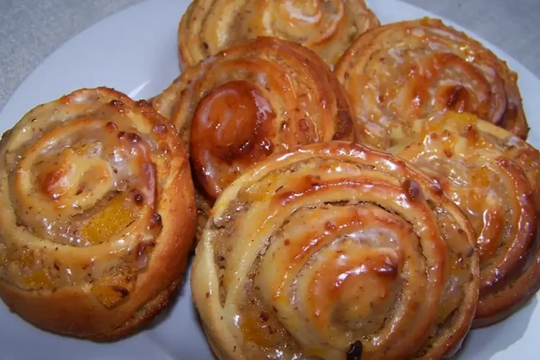 Großmutters Nussschnecken Rezept