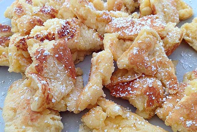 Kaiserschmarrn nach Omas Art Rezept