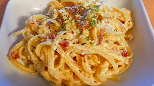 Spaghetti Carbonara Rezept ohne schnick schnack, das beste Rezept!