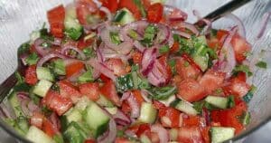 Türkischer Tomatensalat Rezept, super würzig!