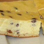 Omas cremiger Schmandkuchen mit Pudding Rezept