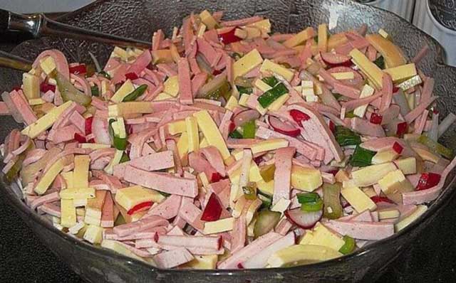 Radieschen Käse Salat Rezept