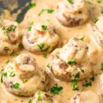 Champignons in leckere Knoblauch Rahmsoße Rezept