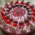 Erdbeer Yogurette Torte Mit Nussboden Rezept