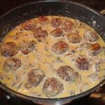 Köttbullar mit Champignon-Rahmsauce Rezept