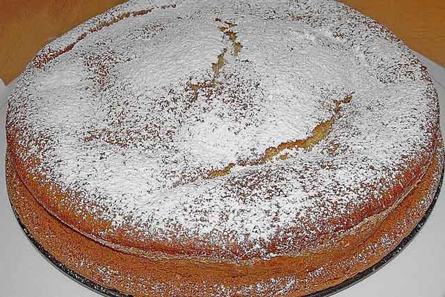 Vanillepudding-Kuchen Rezept sehr saftig und lecker