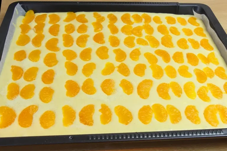 12 Esslöffel Blechkuchen Rezept in 10 Minuten fertig, inklusive Backzeit