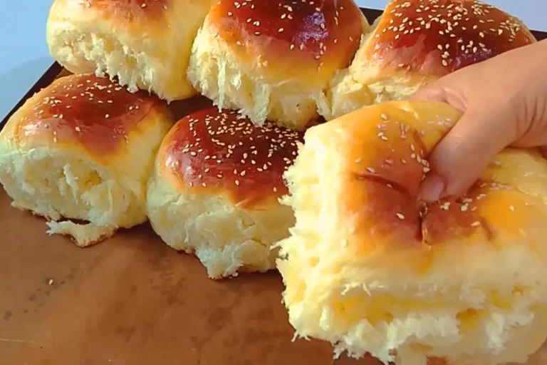 Fluffige Milchbrötchen Rezept wie vom Bäcker!