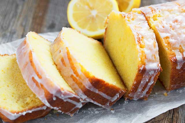 Kein Stück bleibt übrig, Zitronenkuchen Rezept unglaublich saftig!