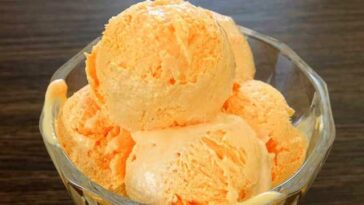 Orangeneis ohne Eismaschine Rezept mit Zutaten die jeder zuhause hat!