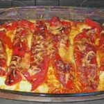 Überbackene Spitzpaprika mit Käsefüllung Rezept, super knackig!