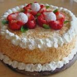 Erdbeer Raffaello Torte Rezept