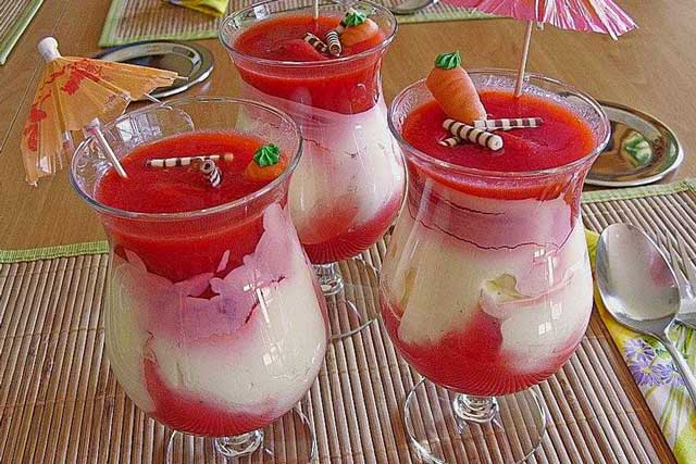 Erdbeeren Mit Vanille-Eierlikör-Creme Rezept
