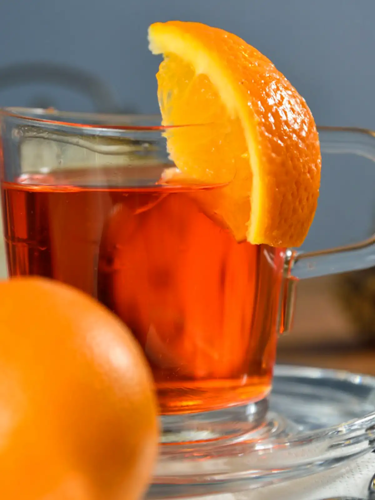 Heißer Aperol, sorgt im Winter für wohlige Wärme!