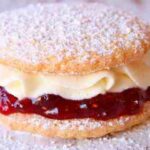 Himbeer Küsschen mit Buttercreme Rezept