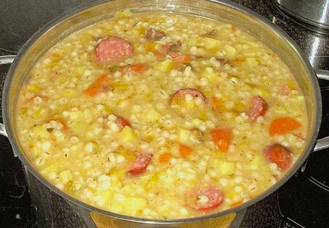 Omis Graupensuppe Rezept