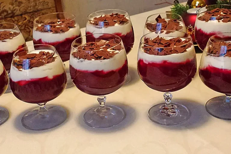 Schneewittchen Dessert Rezept: schnell und einfach zubereitet