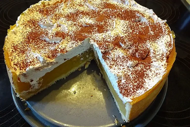 Apfelkuchen mit Sahne Zimt Haube Rezept