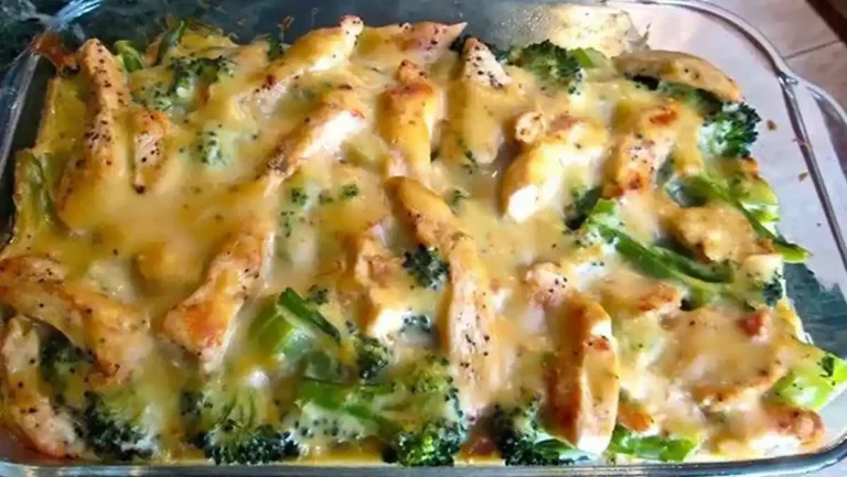 Brokkoli Hähnchenfilets in Käsesauce Rezept, überbacken