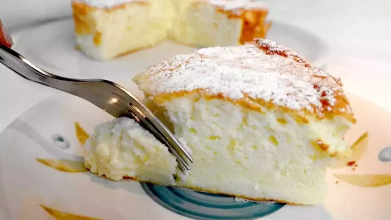Ein Traum von Käsekuchen Rezept, sooo cremig und ohne Boden!