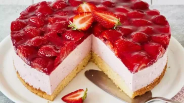 Erdbeer-Käsekuchen Rezept ohne Backen