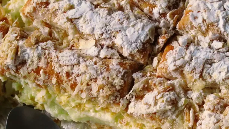 Fantastischer Streuselkuchen mit Pudding gefüllt Rezept