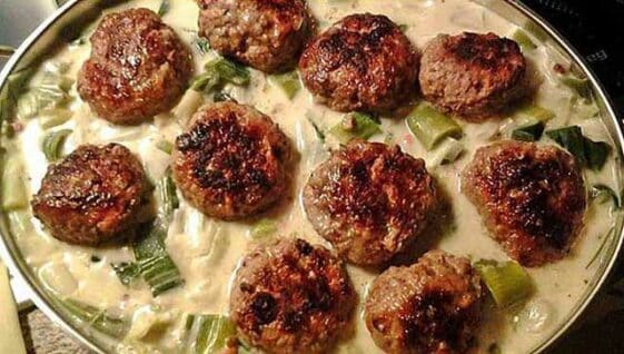 Frikadellen in Sahnesoße lecker und ...