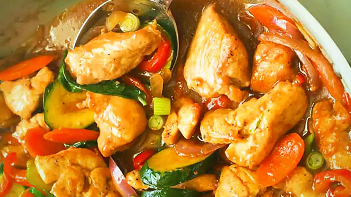 Gemüsepfanne mit Hähnchen Rezept, schnelles Abendessen! - Schnelle und ...