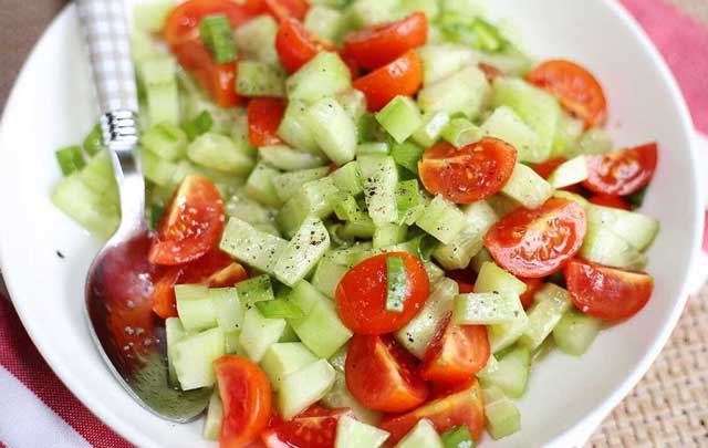 Gurken Tomaten Salat Rezept, Zum Verrückt Werden Lecker!