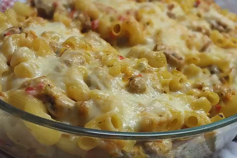 Gyros Makkaroni Auflauf mit Käse Rezept, überbacken!