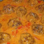 Hackbällchen in Paprikarahmsauce Rezept