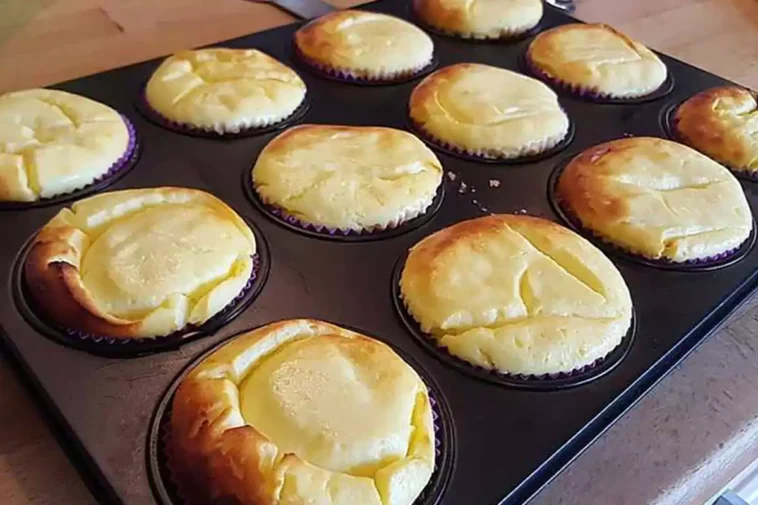 Käsekuchen Muffins gefüllt mit Vanillepudding Rezept