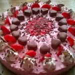 Lecker Erdbeer Yogurette Torte Mit Nussboden Rezept