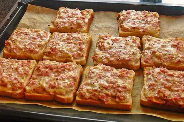 Pizzatoast Rezept in 15 Minuten fertig