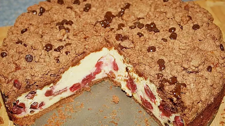 Quark Streuselkuchen mit Vanille Kirschfüllung Rezept