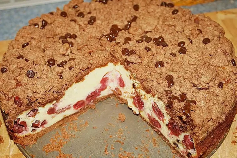 Quark Streuselkuchen mit Vanille Kirschfüllung Rezept