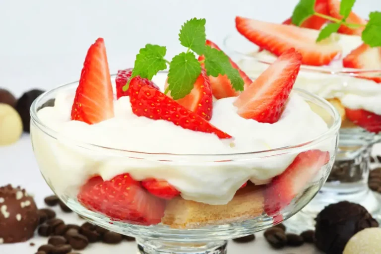 Raffaello Erdbeer Tiramisu Rezept